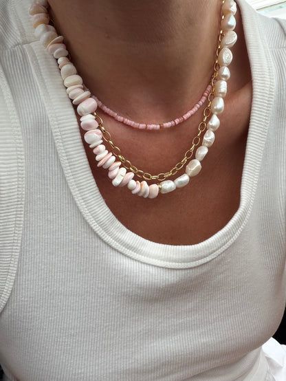 Isla Necklace - Peony